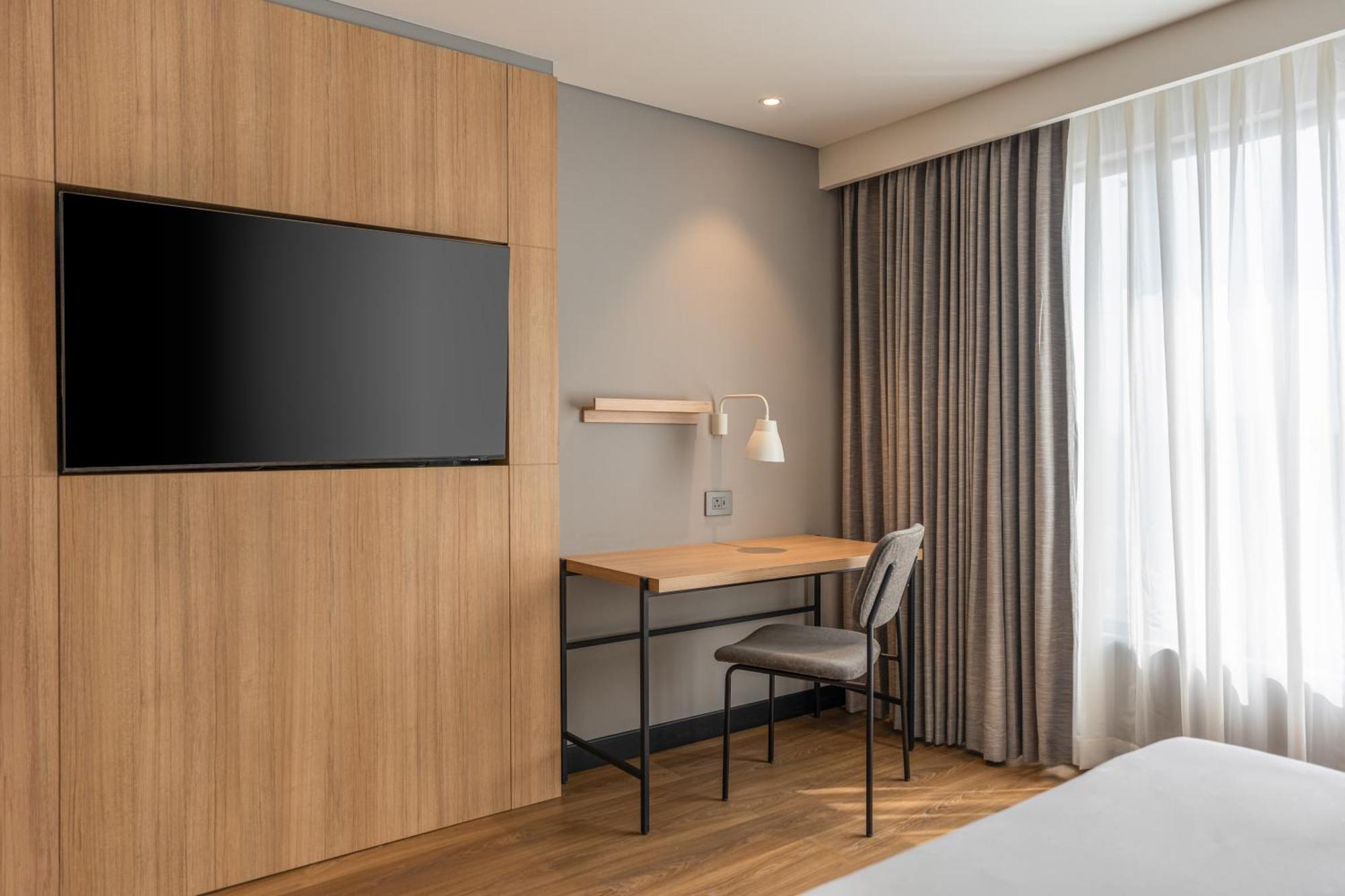 Park Inn & Suites By Radisson Thrissur East Fort Extérieur photo